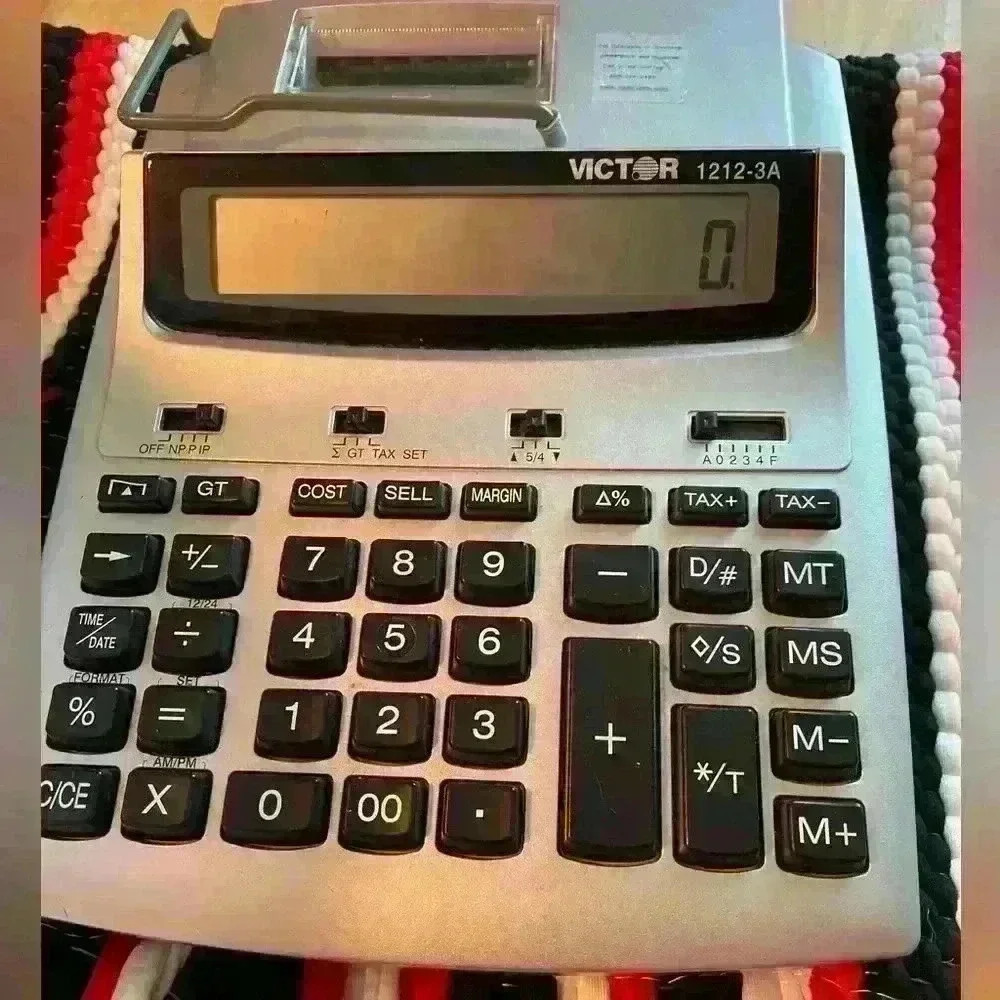 Victor 1212-3a digit commercial printing calculator 9.75x7.75 plug in or 4AA .